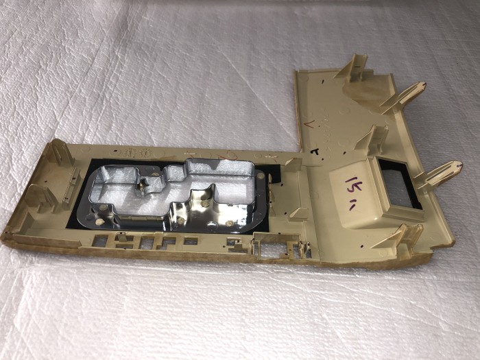 Накладка АКПП TOYOTA camry V40 новая оригинал 3590733030E0