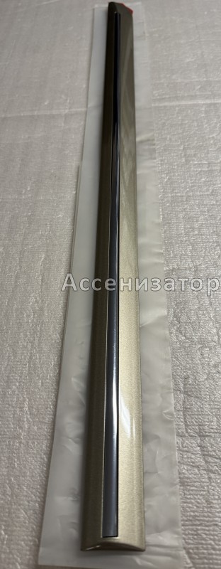 Молдинг задней левой двери TOYOTA CAMRY V30 7574233180E0