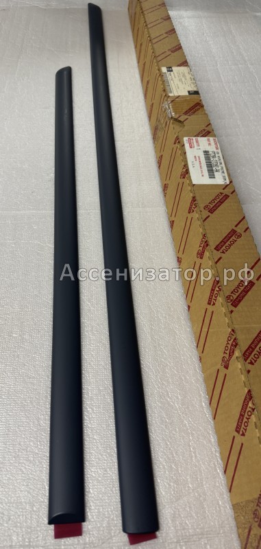 Накладки на двери правые TOYOTA CAMRY V40 PT29A07060RK