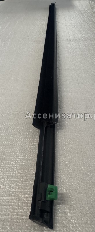Молдинг TOYOTA Corolla Verso R10 7574064010